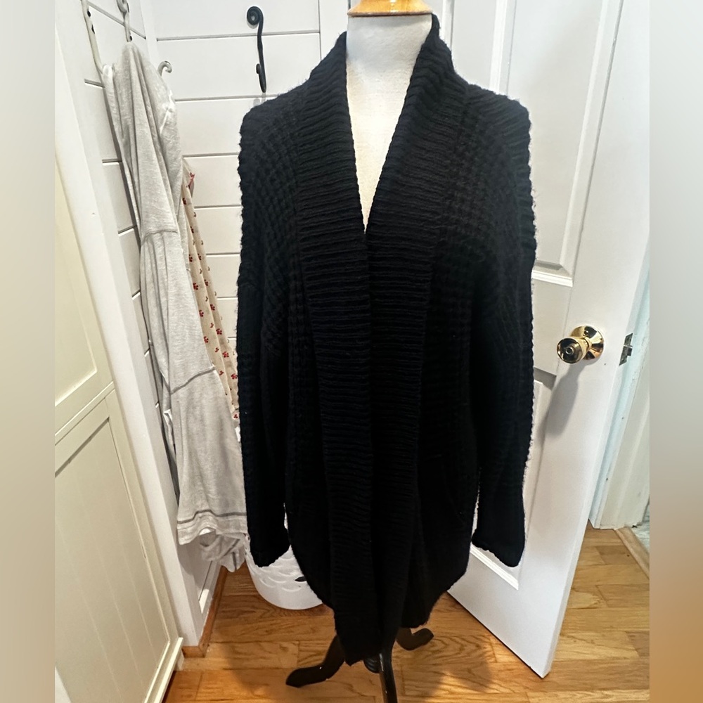 Caslon Black Chunky Knit Cardigan Sweater